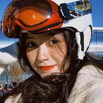 校园外星人海报