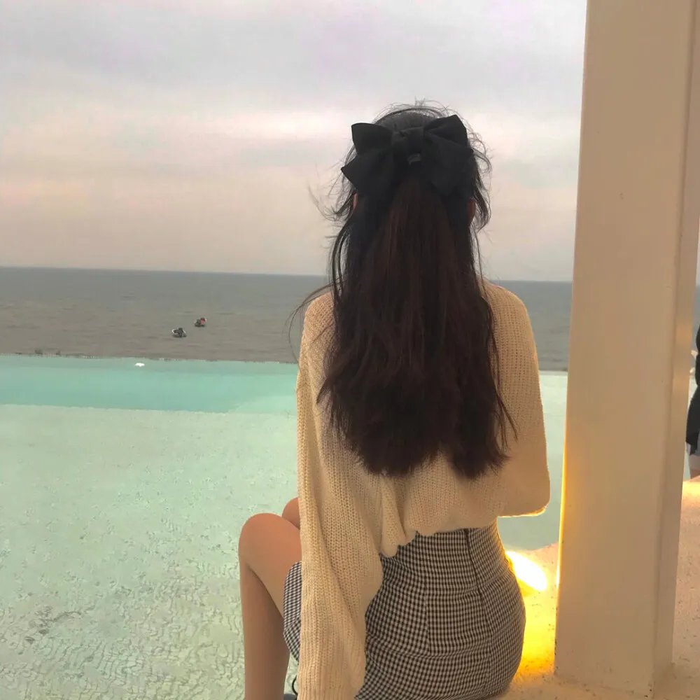 杜鹃的婚约海报